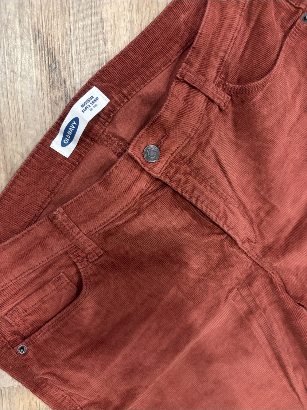 Old Navy women’s Burnt Orange super skinny Corduroy Jeans